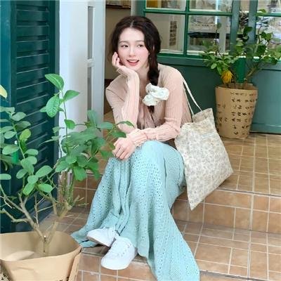 和帅哥一起吃饭